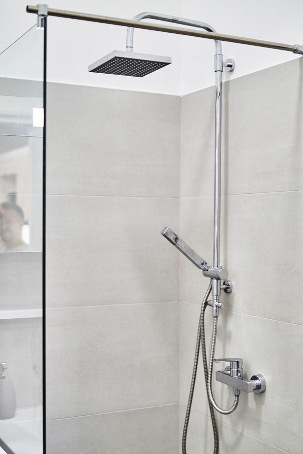 Design Apartment In The City Center With Ac Budapest Exterior photo